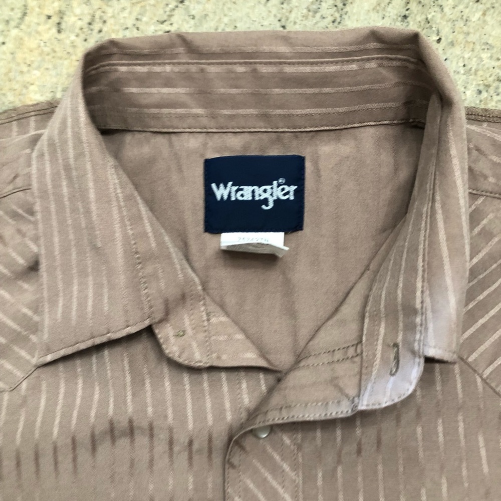 Brown pearl snap wrangler men’s XL - Picture 2 of 3